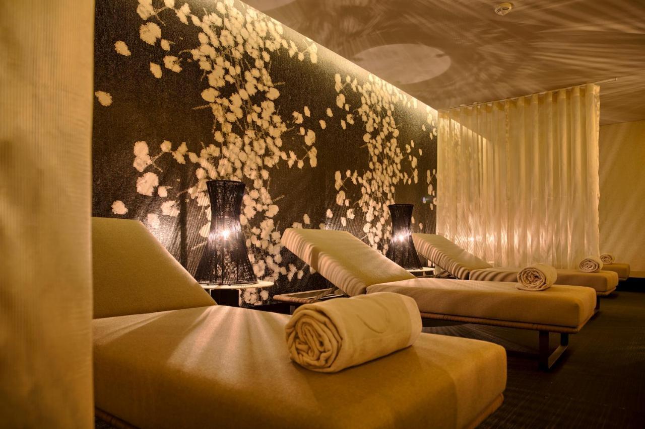 Epic Sana Lisboa Hotel Bagian luar foto The spa at The Ivy Spa