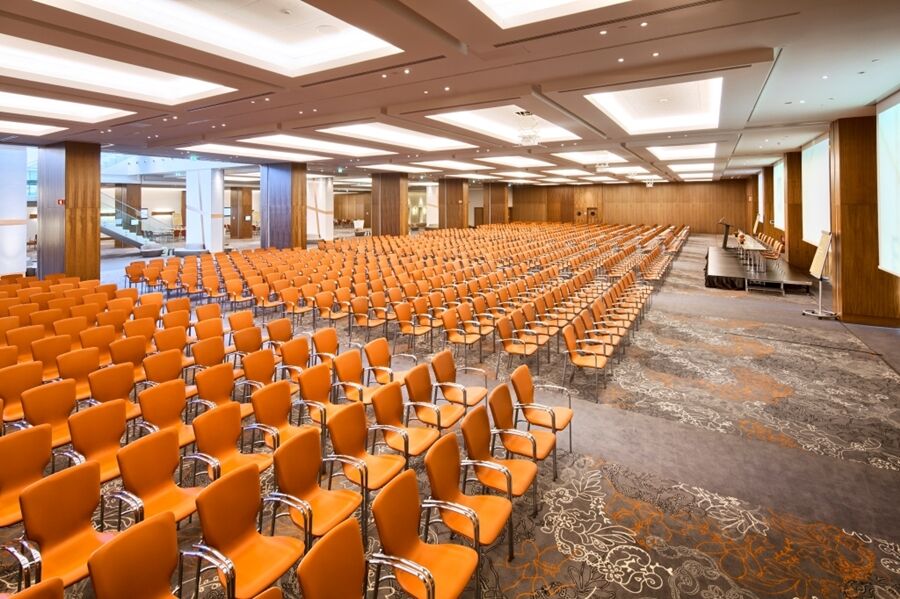 Epic Sana Lisboa Hotel Bagian luar foto The main conference hall